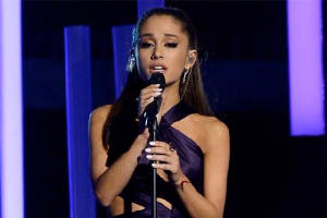 Ariana Grande at the 2015 Grammys.jpg